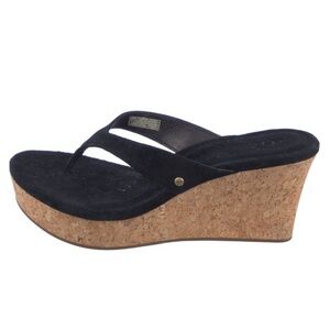 UGG Natasssia Black Leather Patent Cork Wedge Thong Sandals Heels Women Size 10